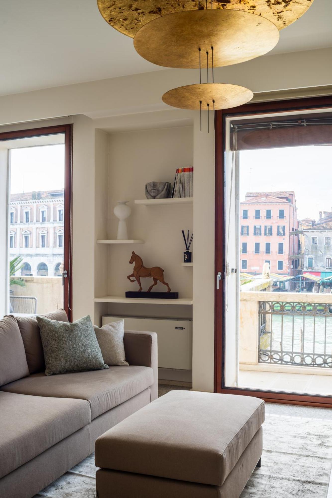 Grand Canal Luxury Apartment With Terrace R&R Венеция Экстерьер фото