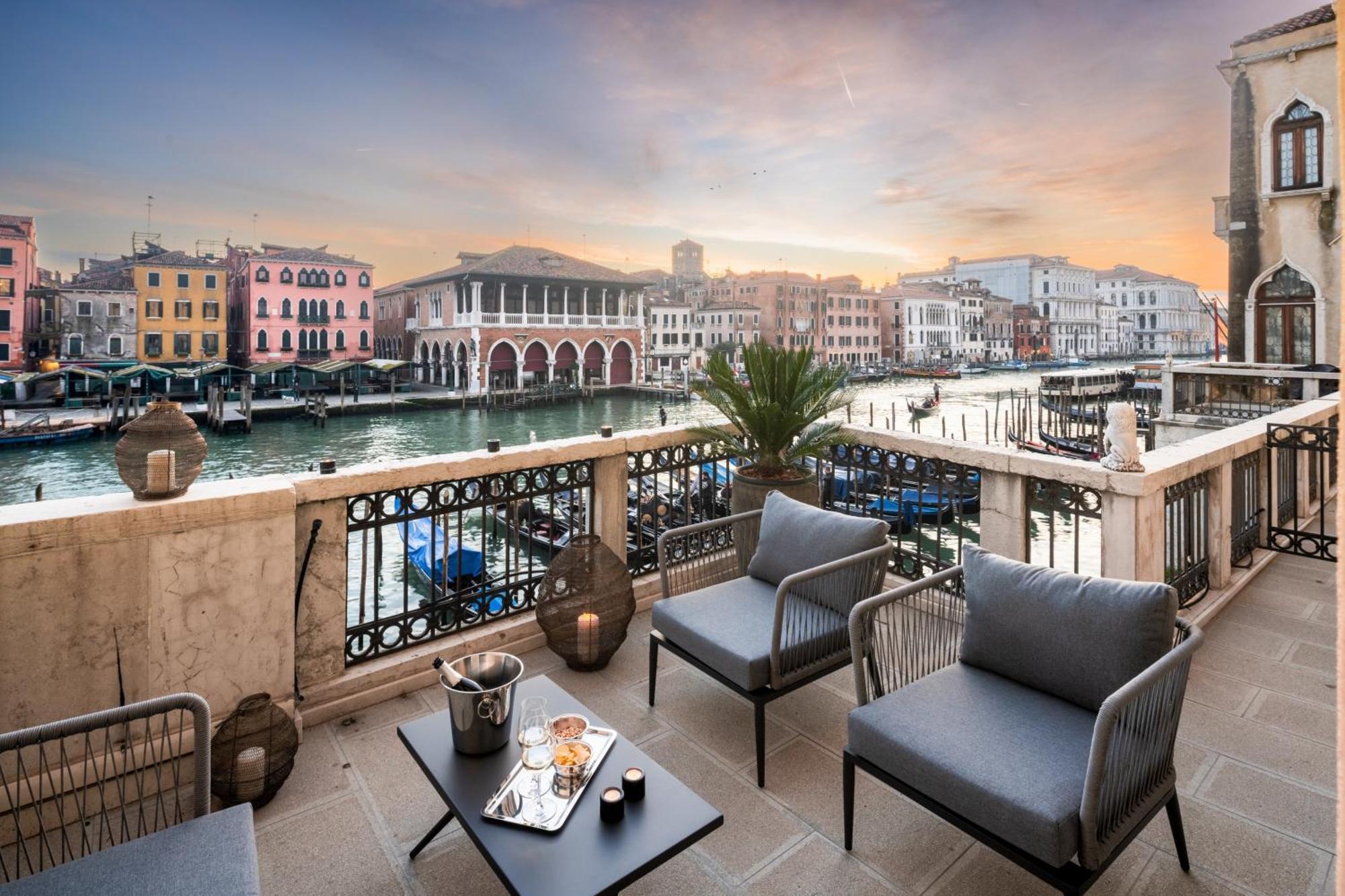 Grand Canal Luxury Apartment With Terrace R&R Венеция Экстерьер фото